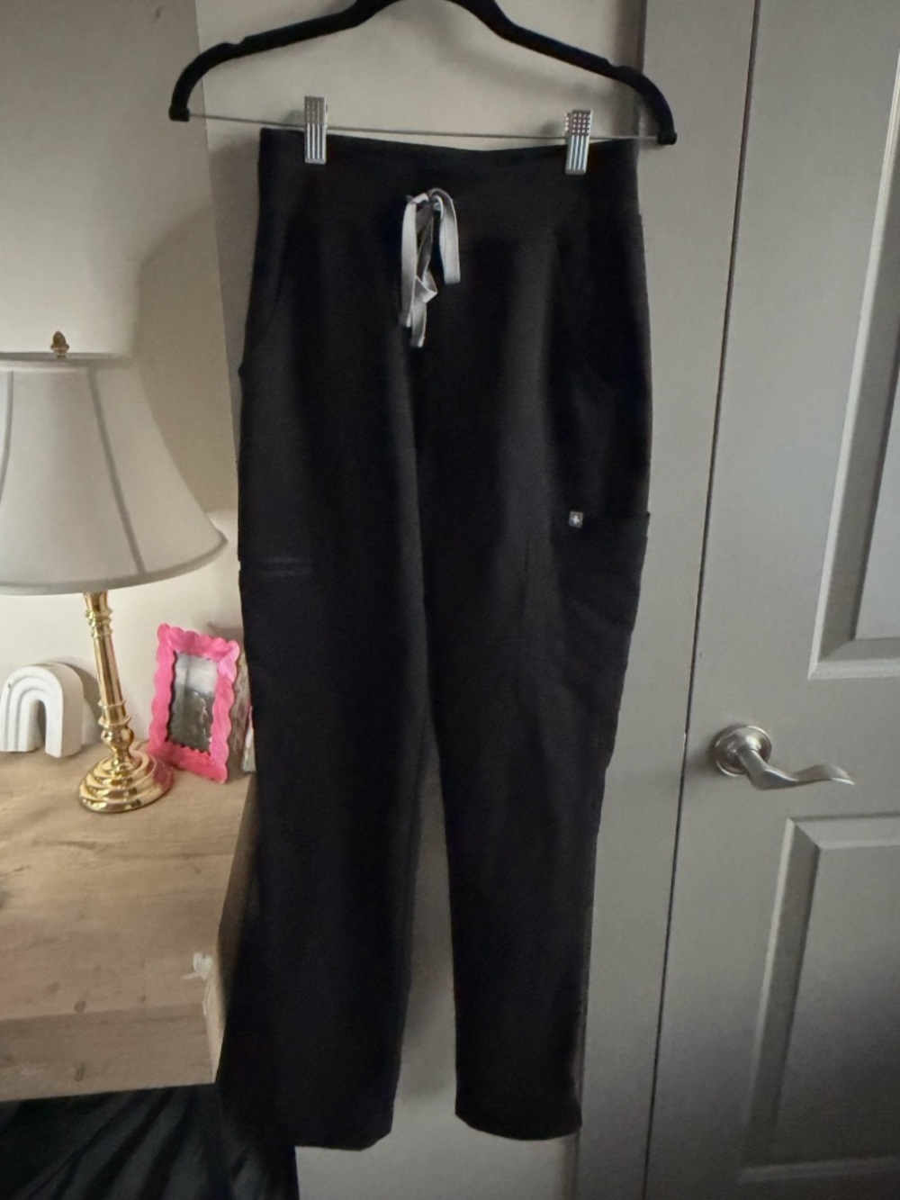 Figs Black high waisted Yola Scrub Pants size XS TALL